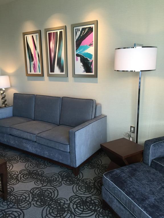 Parkwest Bicycle Casino Hotel Bell Gardens Room photo