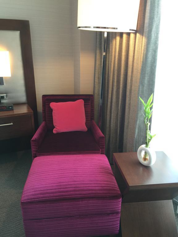 Parkwest Bicycle Casino Hotel Bell Gardens Room photo